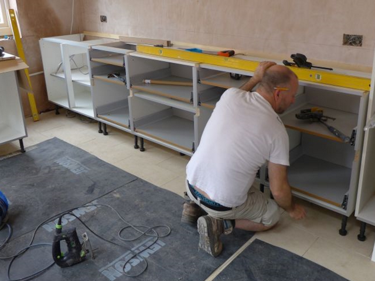 kitchen installers in Medway, Maidstone, Sevenoaks, Gravesend ,Dartford and Kent.